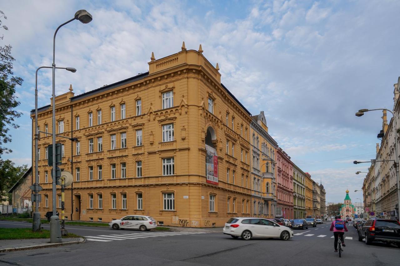 Lucy'S Apartments 2 Olomouc Buitenkant foto